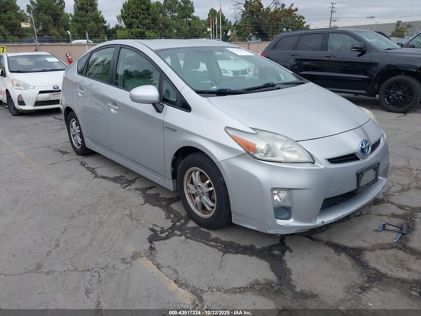 TOYOTA PRIUS THREE