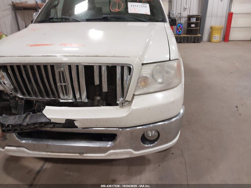 2006 Lincoln Mark Lt VIN: 5LTPW18546FJ15917 Lot: 43517326
