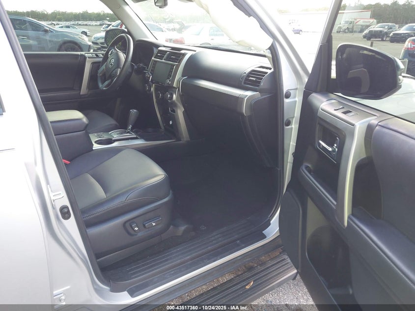 2021 TOYOTA 4RUNNER SR5 PREMIUM JTEFU5JR4M5243131