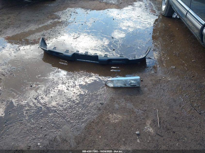 2001 Chevrolet S-10 Ls VIN: 1GCCS195418235340 Lot: 43517393