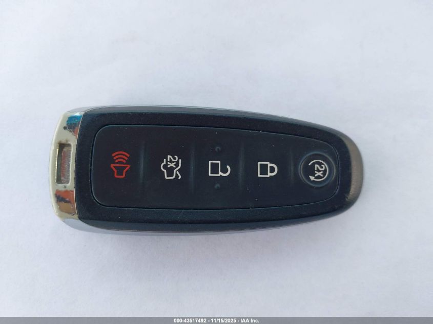 2017 Ford Escape Titanium VIN: 1FMCU9J95HUB71054 Lot: 43517492