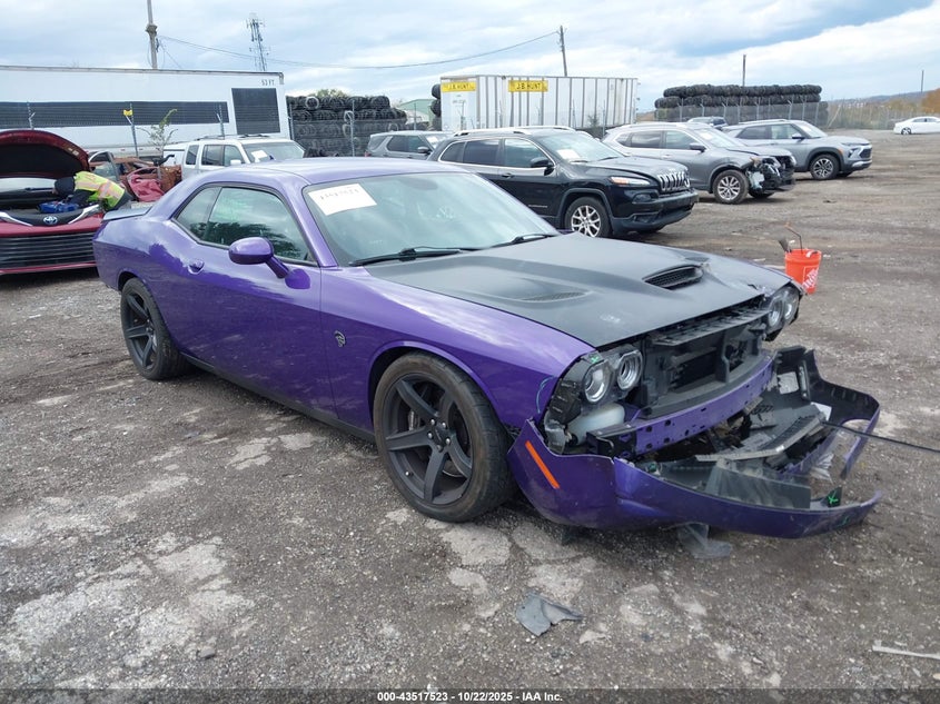 DODGE CHALLENGER SRT HELLCAT