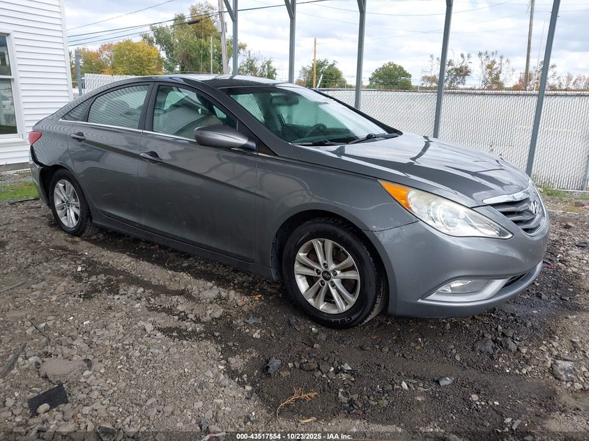 2013 HYUNDAI SONATA GLS - 5NPEB4AC6DH714109