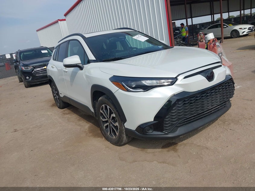 TOYOTA COROLLA CROSS SE