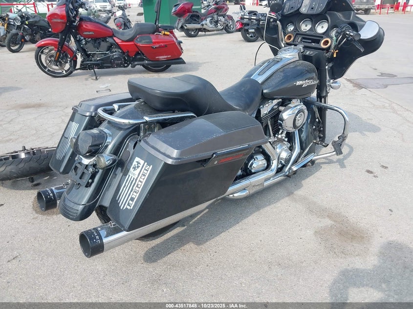 1HD1KB4187Y722212 2007 HARLEY-DAVIDSON STREET GLIDE photo no. 4
