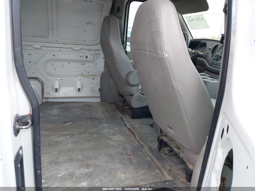 1FTNS24212HB49304 2002 FORD ECONOLINE photo no. 8