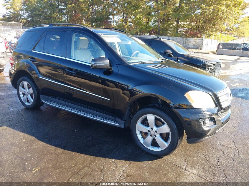 MERCEDES-BENZ M-CLASS 4MATIC