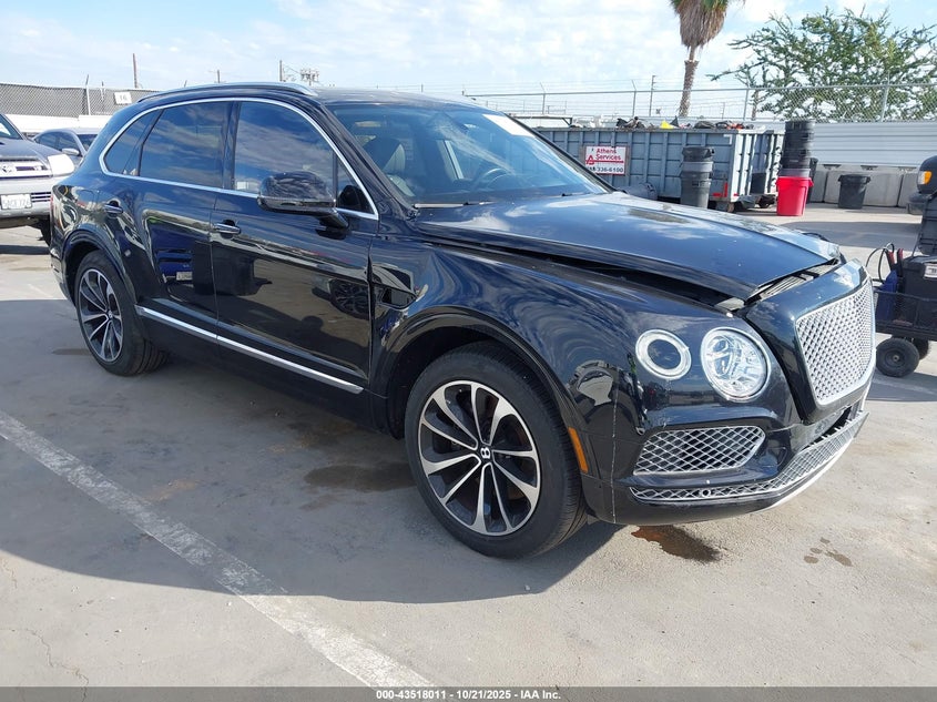 BENTLEY BENTAYGA V8