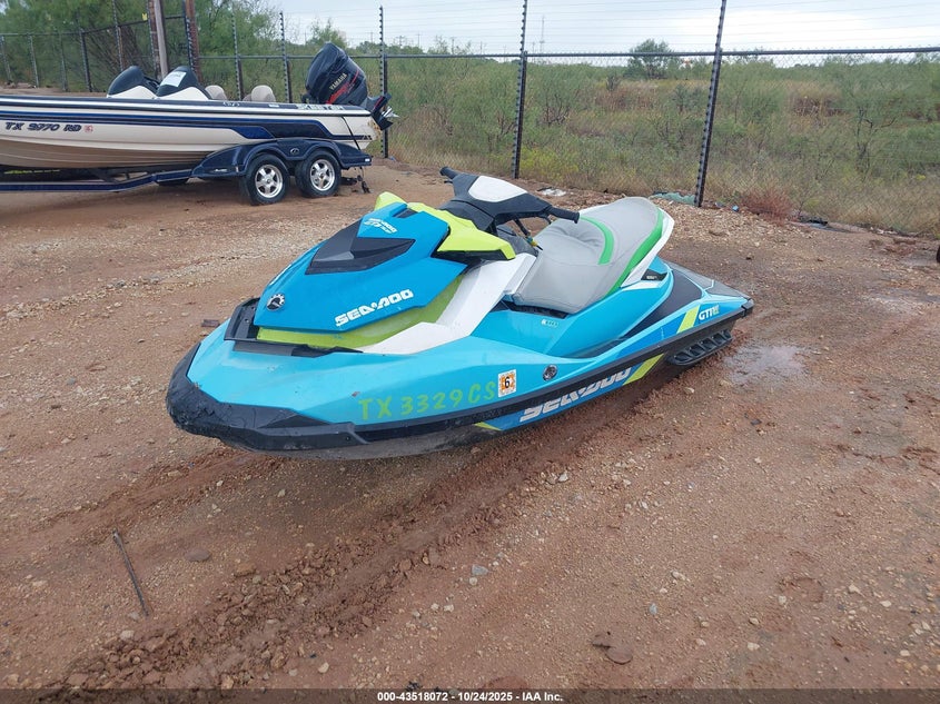 2015 Sea Doo Gti blue null null YDV84218B515 photo #3