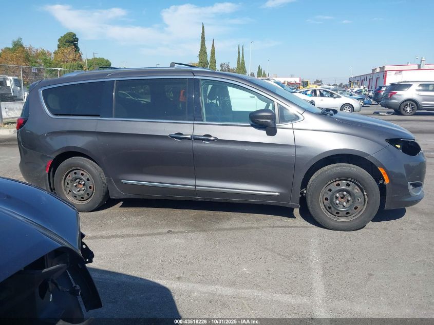 2018 Chrysler Pacifica Touring L VIN: 2C4RC1BG5JR278964 Lot: 43518226