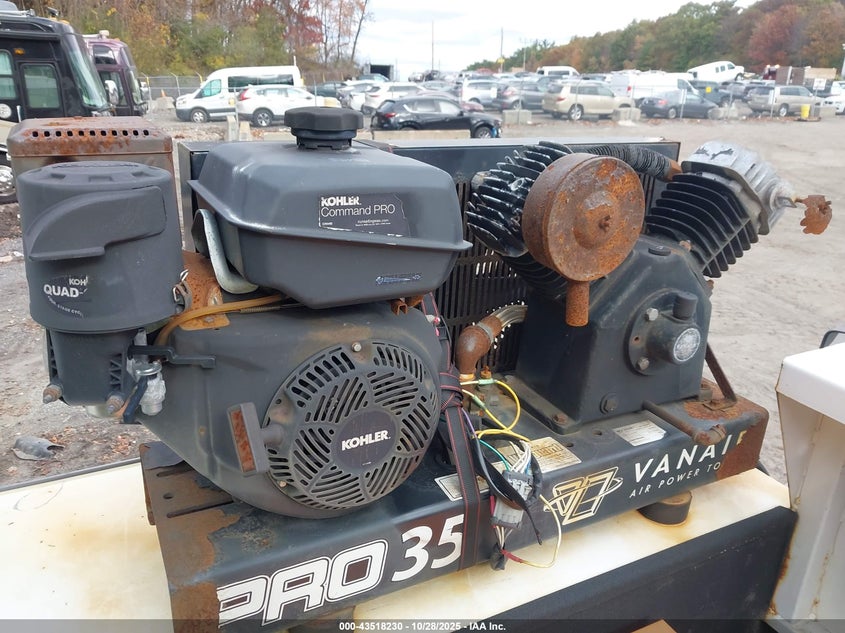 2017 Ram 5500 Chassis Tradesman/Slt VIN: 3C7WRNBL5HG603993 Lot: 43518230