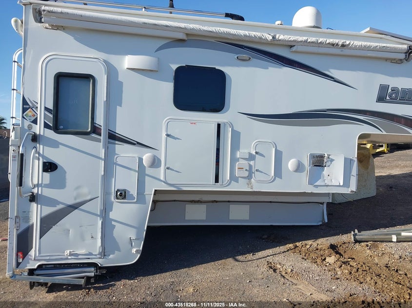 2019 Lance Camper Shell VIN: 00000000000176354 Lot: 43518268