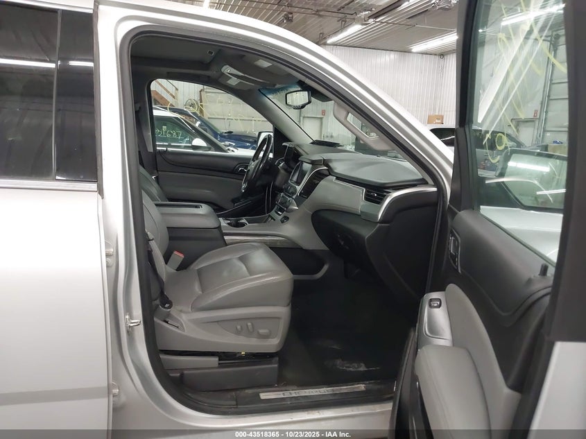 2017 CHEVROLET SUBURBAN LT 1GNSKHKCXHR142315