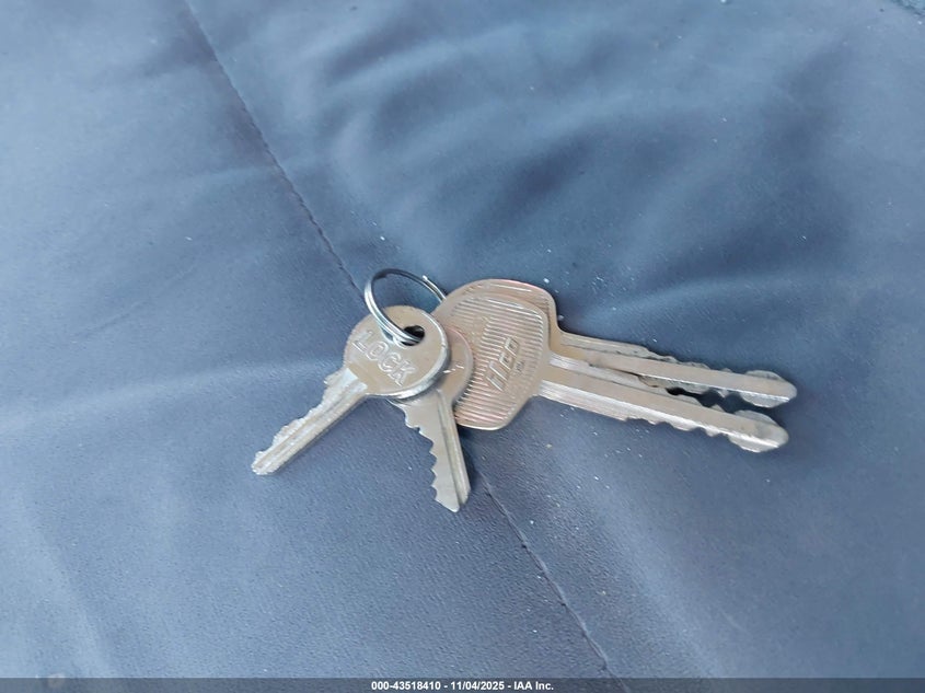 2010 Isuzu Dsl Reg VIN: JALE5W169A7900349 Lot: 43518410