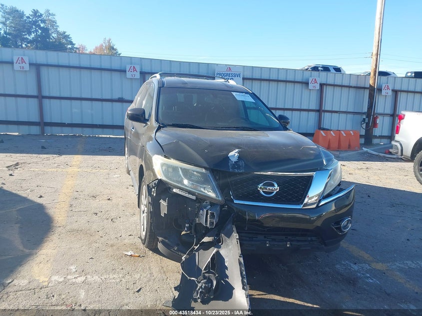 NISSAN PATHFINDER SV