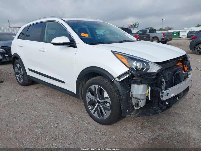 KIA NIRO EX PREMIUM