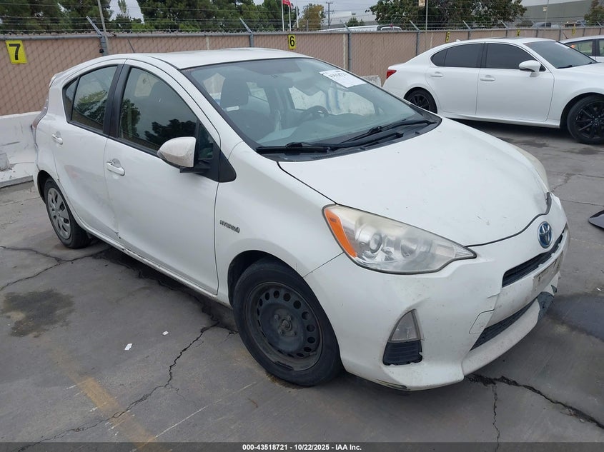 TOYOTA PRIUS C TWO