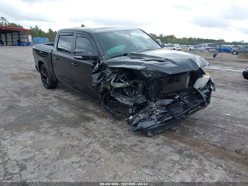 RAM 1500 LARAMIE 4X4 5 7 BOX