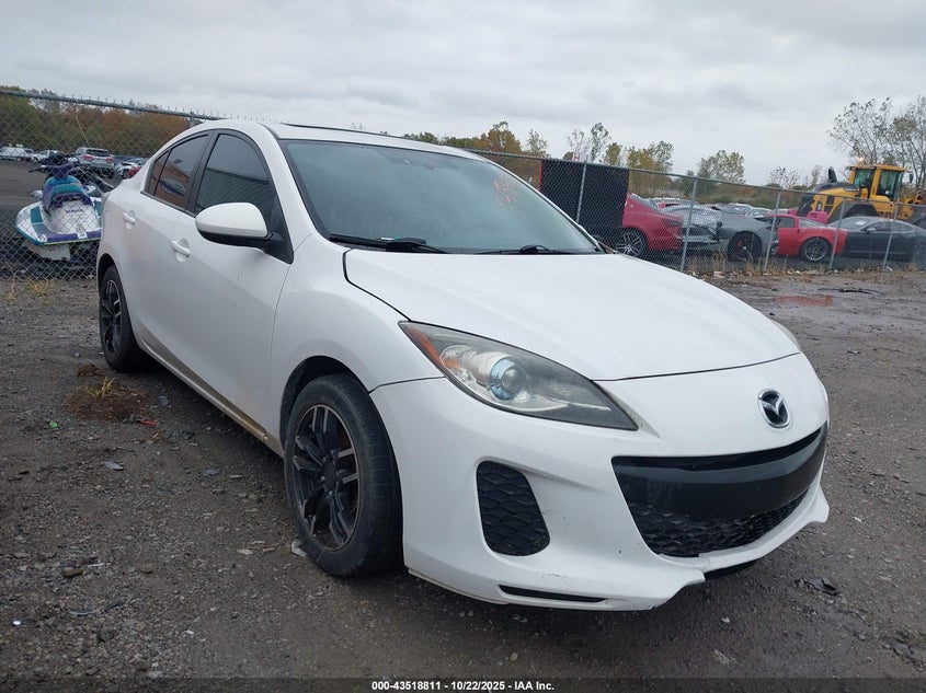 MAZDA 3 I GRAND TOURING