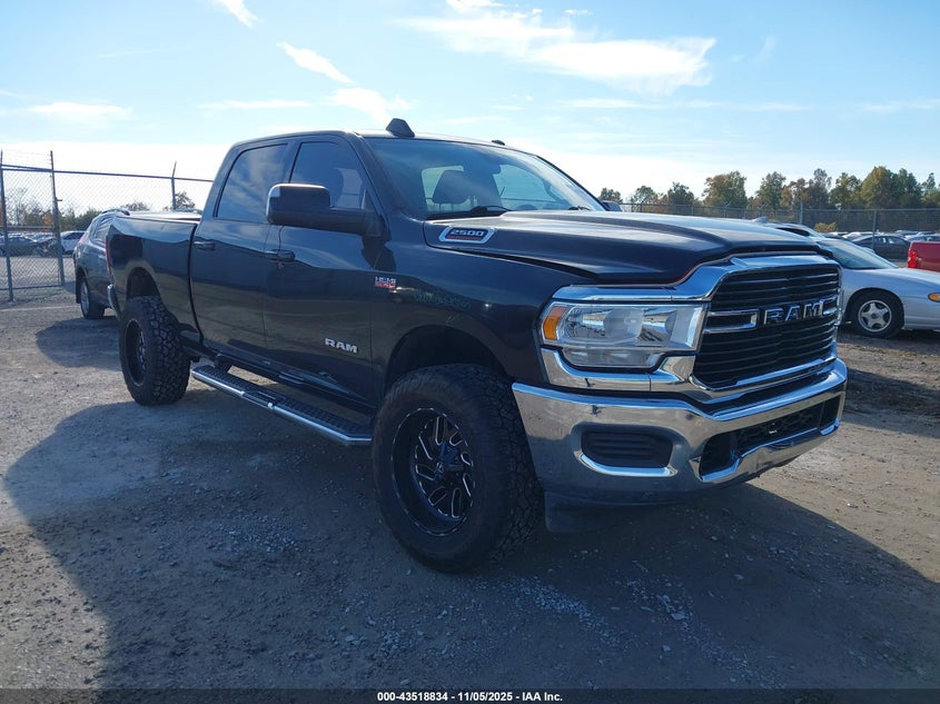 RAM 2500 BIG HORN 4X4 6 4 BOX