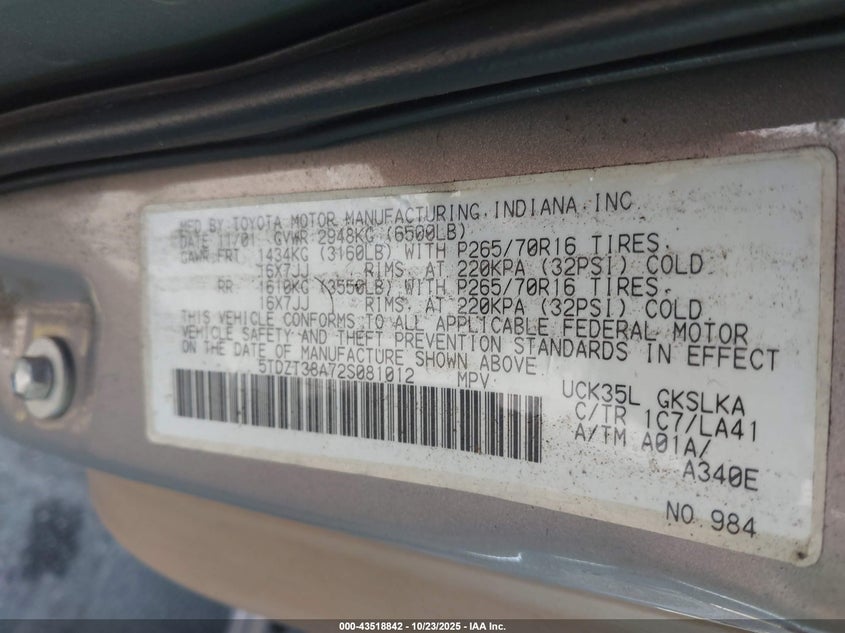 5TDZT38A72S081012 2002 TOYOTA SEQUOIA photo no. 9
