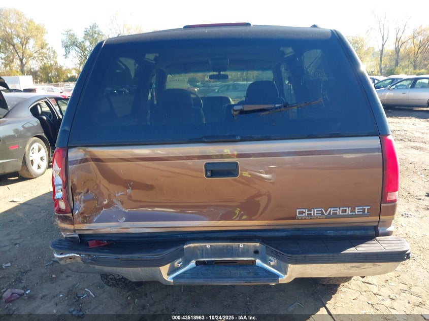 1995 Chevrolet Tahoe K1500 VIN: 1GNEK18K4SJ303069 Lot: 43518963