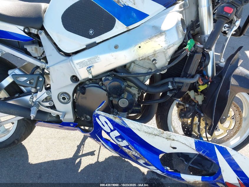 2001 Suzuki Gsx-R750 VIN: JS1GR7HA212103186 Lot: 43519068