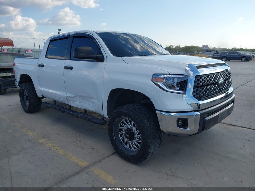 TOYOTA TUNDRA SR5