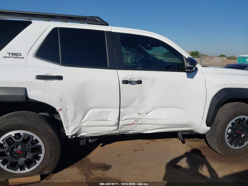JTEVA5BRXS5025176 2025 TOYOTA 4RUNNER photo no. 13