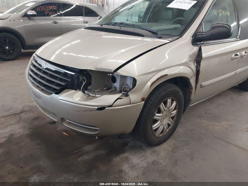 2005 Chrysler Town & Country Touring VIN: 2C4GP54L45R328496 Lot: 43519240