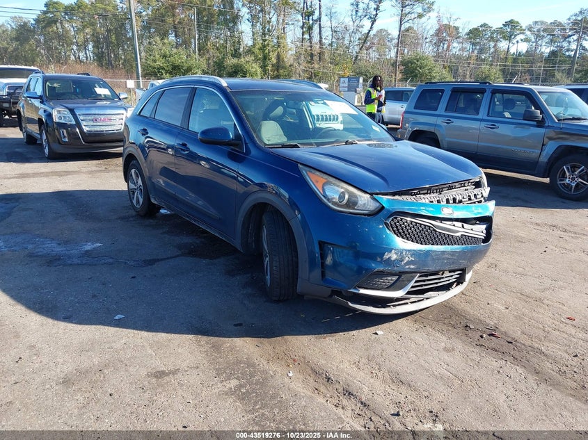 KIA NIRO LX