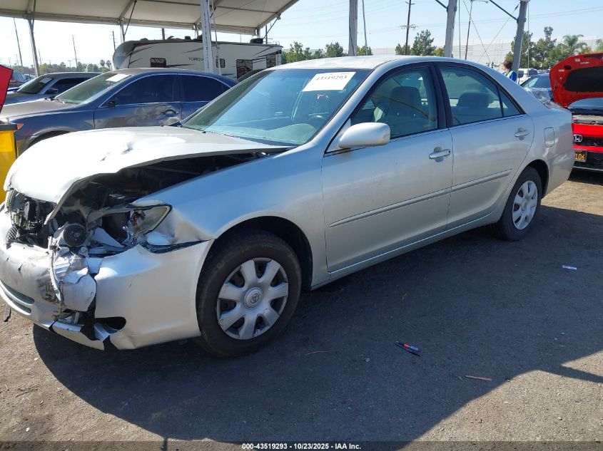 JTDBE32K120021419 2002 TOYOTA CAMRY photo no. 2