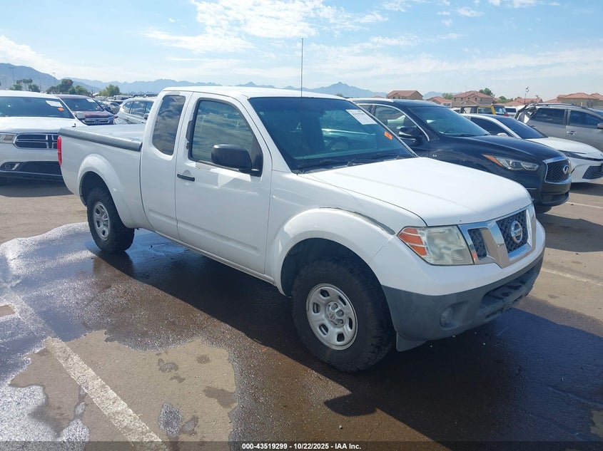 NISSAN FRONTIER S