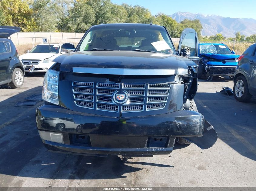2007 Cadillac Escalade Standard VIN: 1GYFK63807R365741 Lot: 43519307