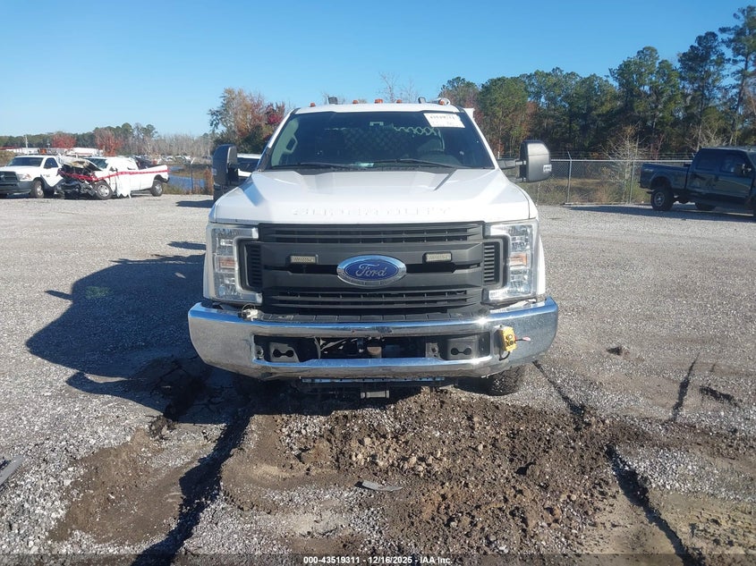 2018 Ford F-350 Xl VIN: 1FD7X3B6XJEB52963 Lot: 43519311