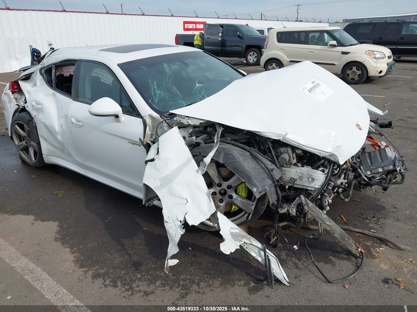 PORSCHE PANAMERA S
