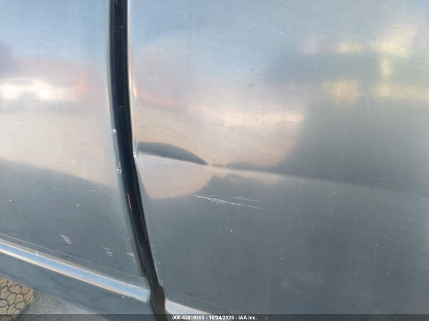 1994 Chevrolet Gmt-400 C1500 VIN: 2GCEC19K2R1249473 Lot: 43519353