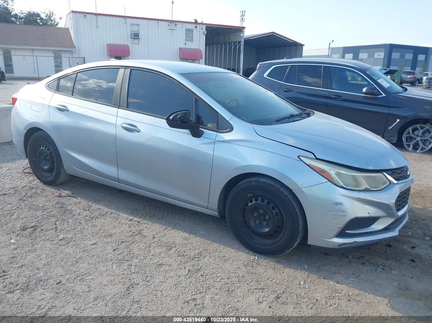 CHEVROLET CRUZE LS AUTO