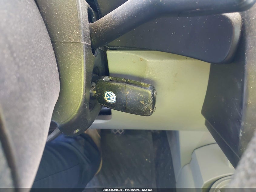 2003 Volkswagen New Beetle Gls 2.0L VIN: 3VWCK21C73M436144 Lot: 43519590