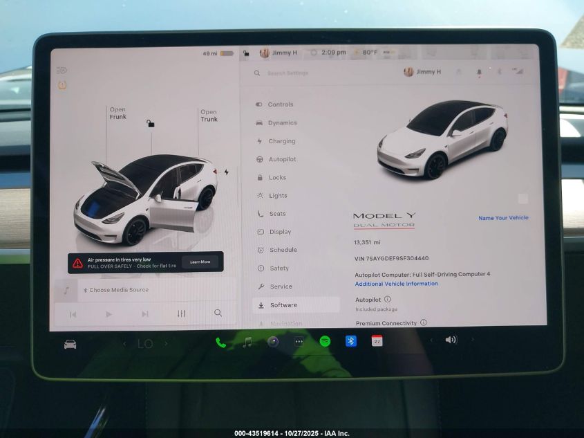 2025 Tesla Model Y Performance Dual Motor All-Wheel Drive VIN: 7SAYGDEF9SF304440 Lot: 43519614