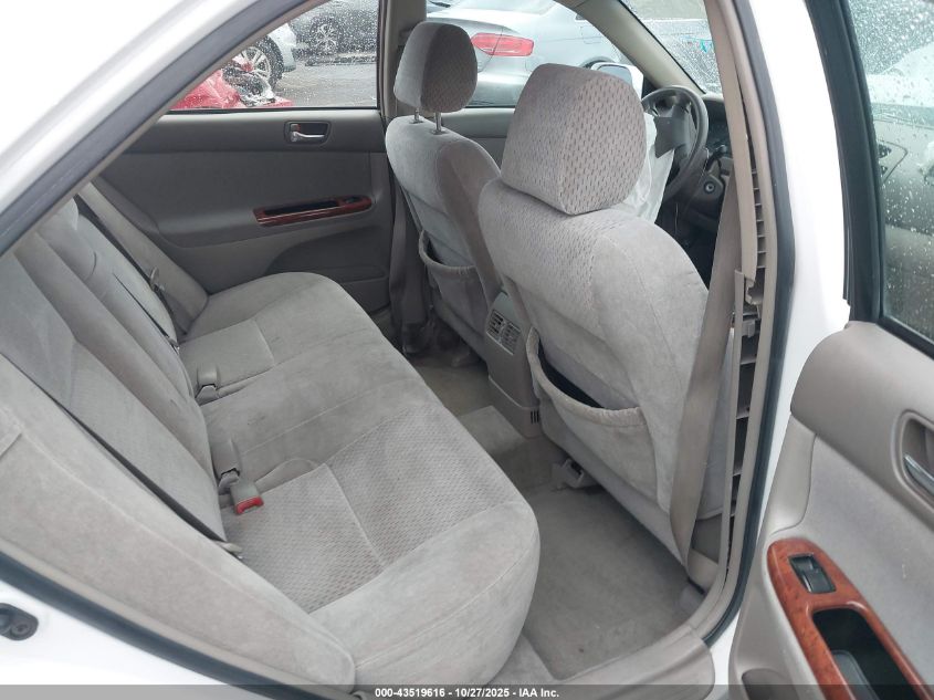 2004 Toyota Camry Xle VIN: 4T1BE32K14U263134 Lot: 43519616