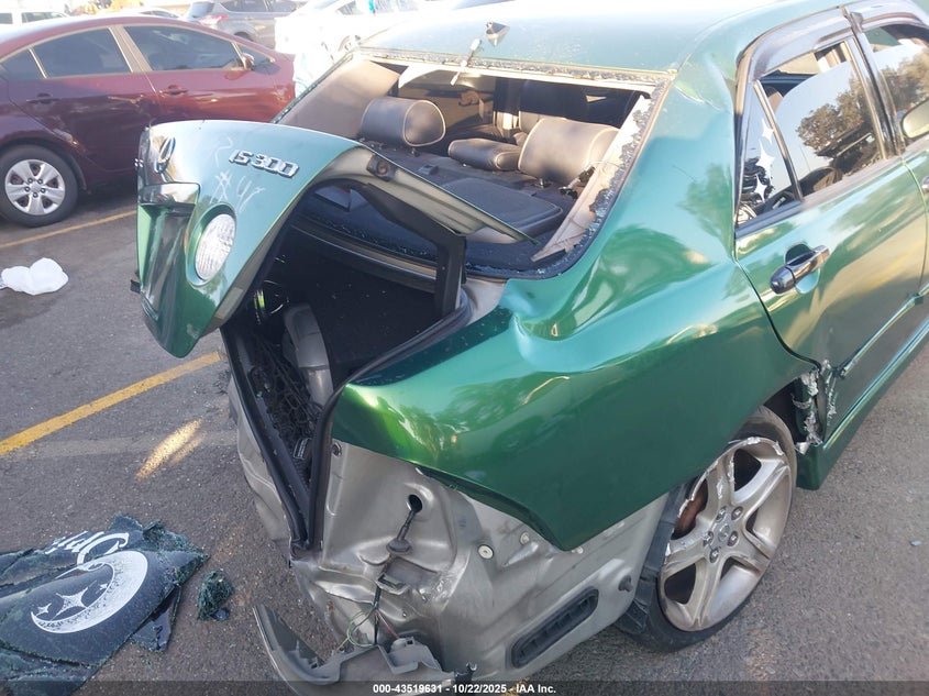 JTHBD192620062155 2002 LEXUS IS photo no. 16