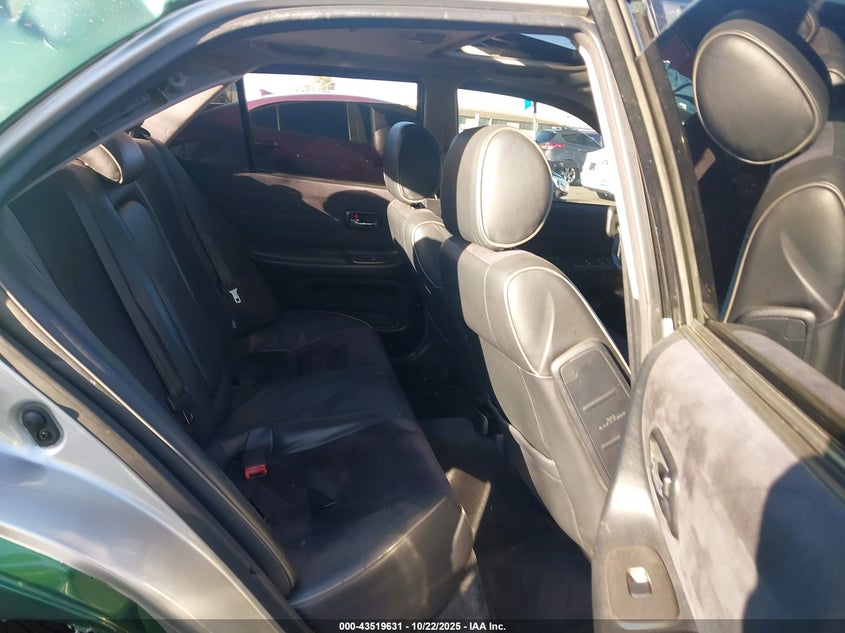 JTHBD192620062155 2002 LEXUS IS photo no. 8