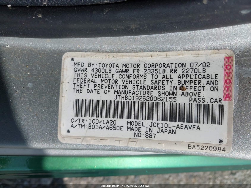 JTHBD192620062155 2002 LEXUS IS photo no. 9