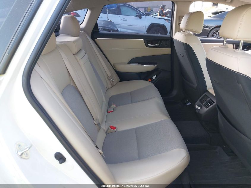 2019 Honda Clarity Plug-In Hybrid VIN: JHMZC5F16KC001861 Lot: 43519638