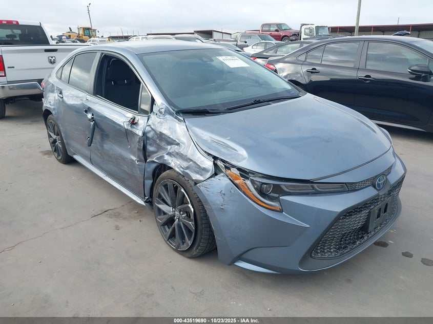 TOYOTA COROLLA HYBRID LE