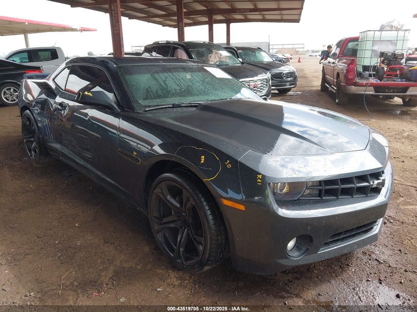 CHEVROLET CAMARO 1LT