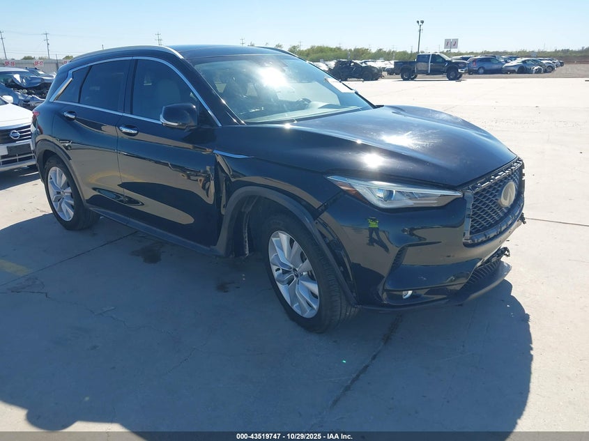 INFINITI QX50 ESSENTIAL