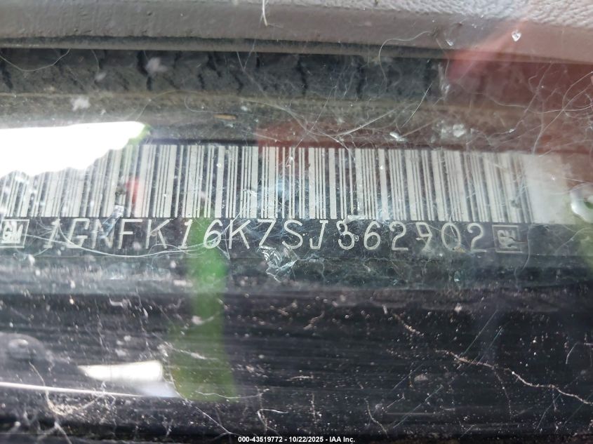 1995 Chevrolet Suburban K1500 VIN: 1GNFK16K7SJ362902 Lot: 43519772