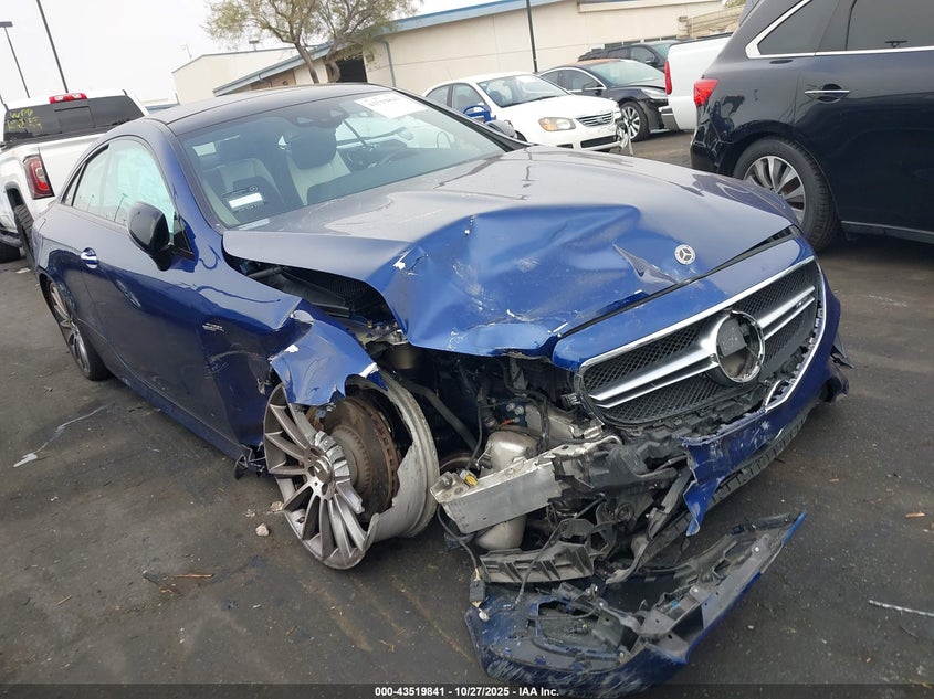 MERCEDES-BENZ E-CLASS 4MATIC
